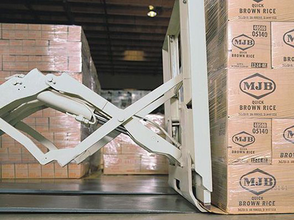 1-1-6-Accessories-Attachments_Push-Pull-Forklift-Attachments