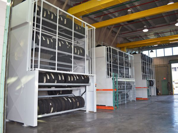 2-3-2-Automated-Industrial-Storage-Handling-Equipment_Vertical-Storage-Carousel_C