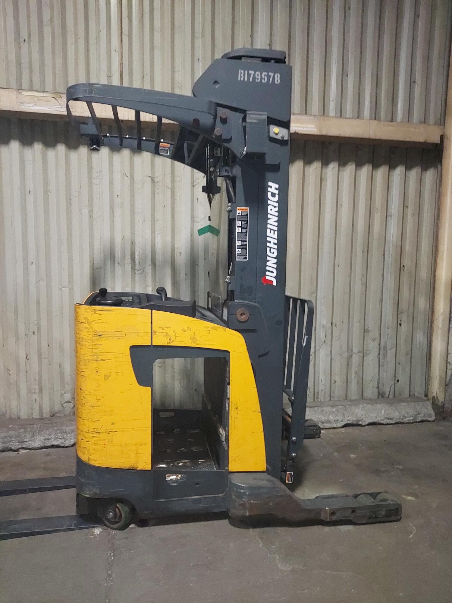 Jungheinrich - ETR345