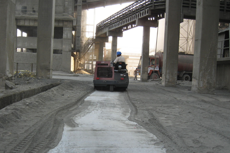 PowerBoss - Armadillo 9X Rider Sweepers - Image 2