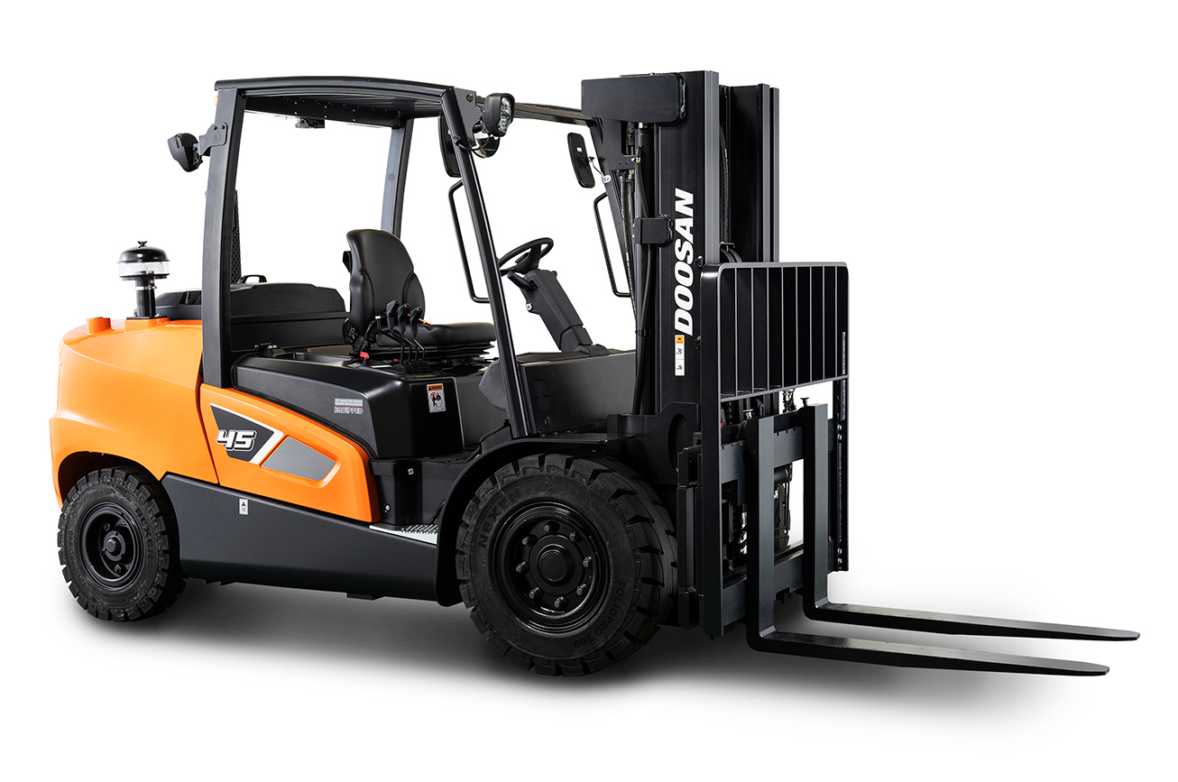 Doosan - D35S-9 - D55C-9 Diesel Pneumatic Forklifts